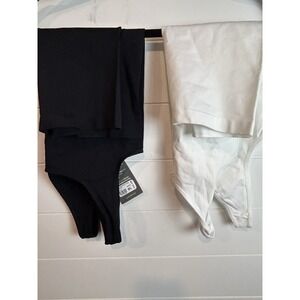 2 Pack Yummie Seamless Shape Wear Womens M/L Black White Tank